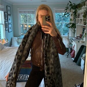 H&M black & Grey cheetah print scarf